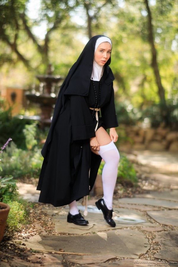Порно Волосатые Пизды Монашек